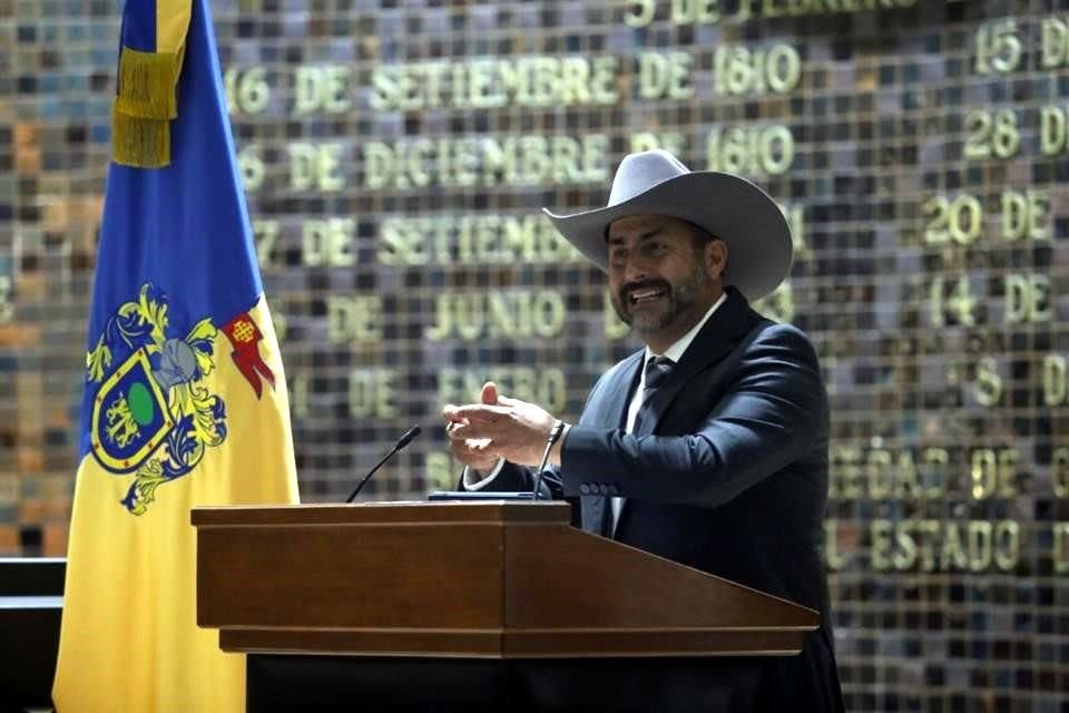 Eduardo Ron Ramos, Secretario de Agricultura y Desarrollo Rural, durante la Glosa del Primer Informe de Gobierno.