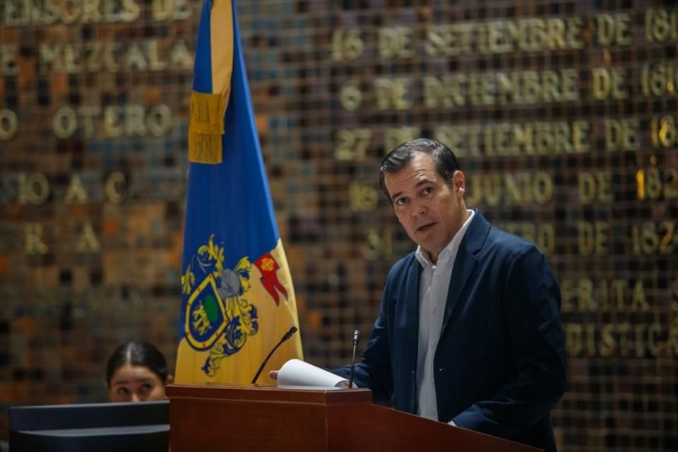 Diego Monraz  Villaseñor, titular de la Setran, hizo un llamado a la Federación para que establezca 'piso parejo' a plataformas como Uber, para que puedan operar en aeropuertos de Jalisco.