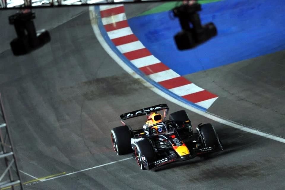 Max Verstappen dominó la carrera en Estados Unidos.