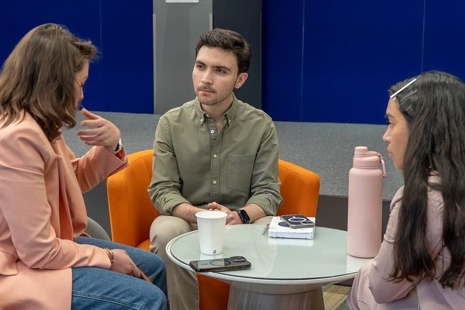 Realiza Grupo Bimbo encuentro estratégico con startups