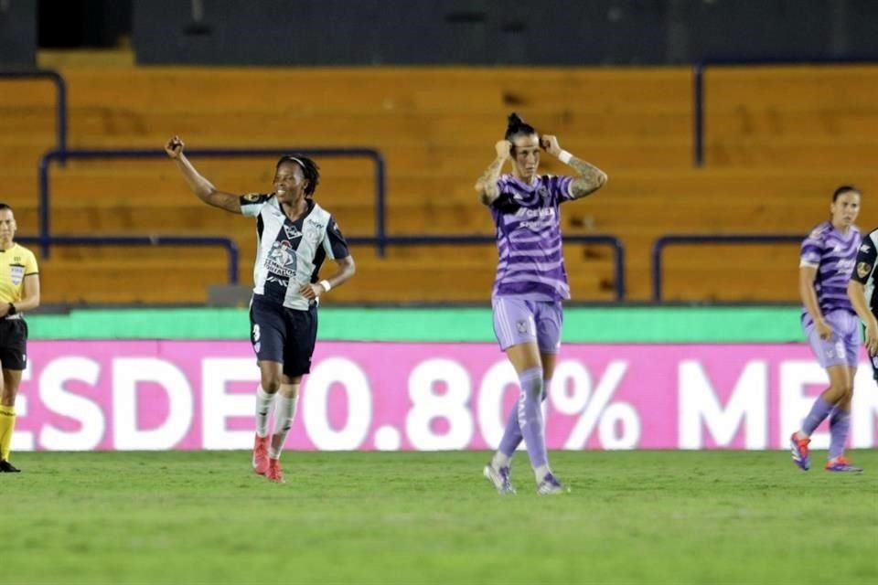 Tigres Femenil sufrió su primera derrota del Apertura 2025 al caer 3-2 con Pachuca en el Estadio Universitario.