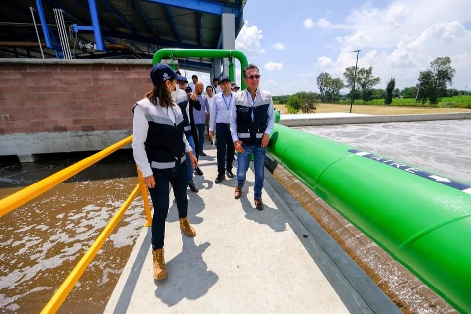 El Gobierno de Jalisco presumió la rehabilitación de una planta de tratamiento de aguas residuales en Lagos de Moreno, que incumplía con la Norma Oficial Mexicana y ahora será parte de El Zapotillo.