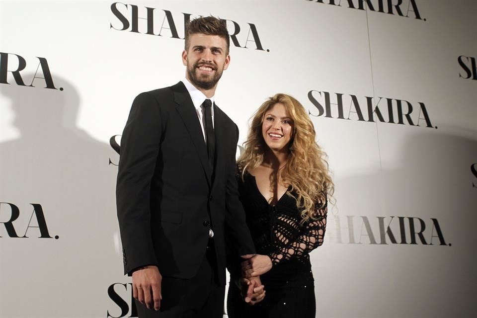 Shakira y Piqué venden una de sus tres casas en Barcelona por más de 3 millones de euros, cerrando un capítulo tras su separación.