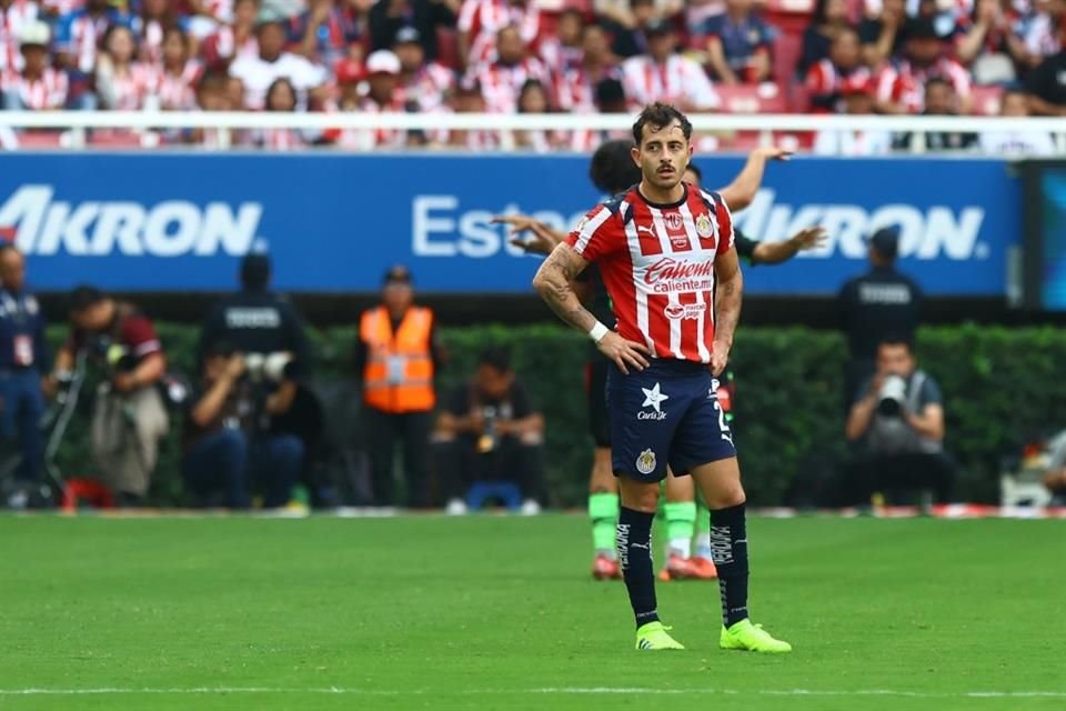 Chivas acumula su tercera derrota en el Apertura 2025.