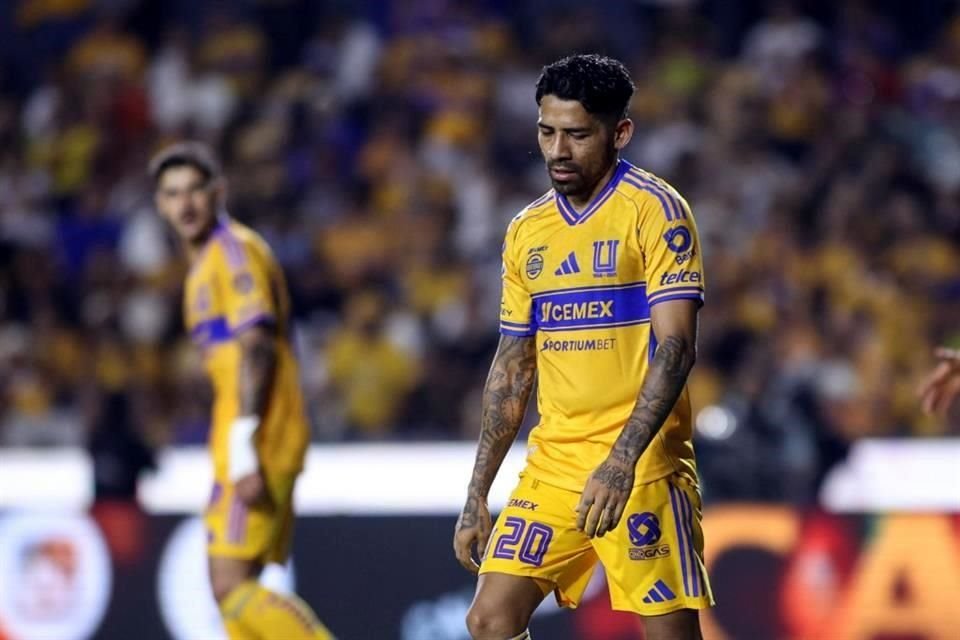 El segundo tanto pareció desmoralizar a los felinos, que cayeron en desesperación.