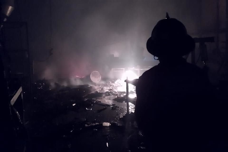 La explosión se registró en el talles de reciclado del penal y se extendió hasta el taller de carpintería.