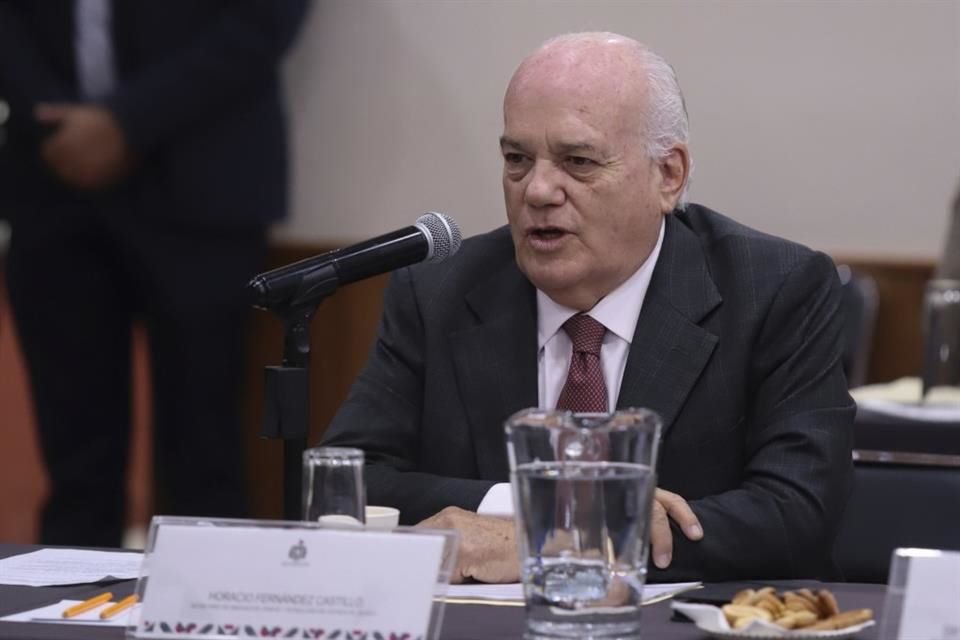 Secretario de Innovación Ciencia y Tecnología, Horacio Fernández, en el Congreso de Jalisco.