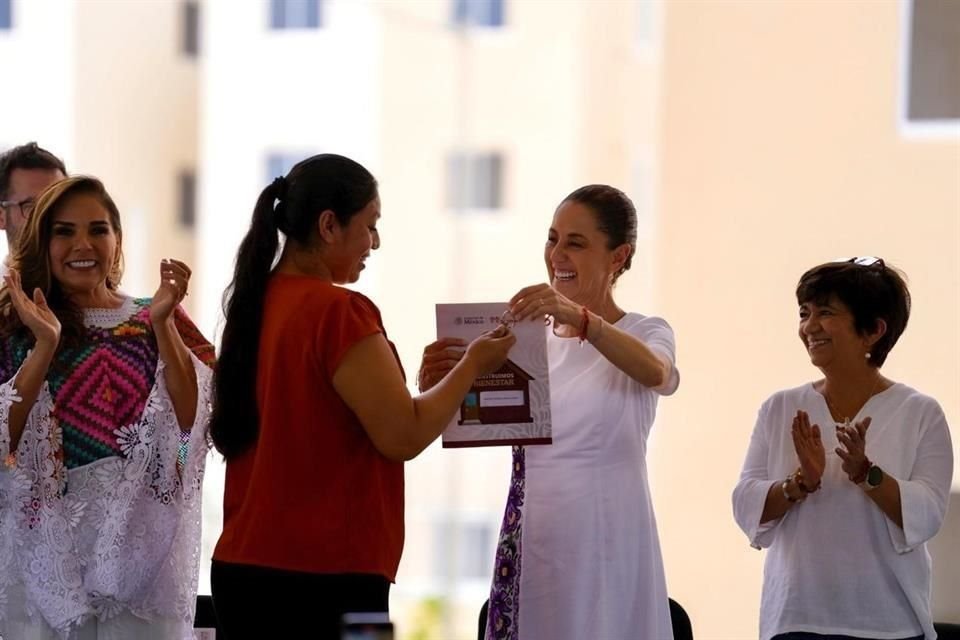 El costo de la gasolina disminuirá, según la Presidenta Claudia Sheinbaum, una vez que el Tren Maya inicie operaciones como vía de carga, proyecto prometido por la 4T desde el sexenio anterior.