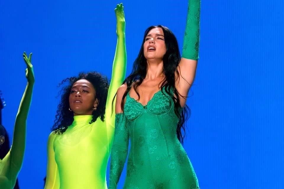 Dua Lipa tiene previsto realizar tres espectáculos en México los días 1, 2 y 5 de diciembre, poniendo fin a su tercera gira de conciertos 'Radical Optimism'.