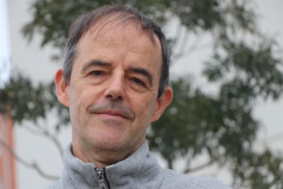 Jon Arretxe presentará en la FIL la saga Touré, conversará sobre su literatura de viaje y visitará una prepa en las periferias de la ciudad.