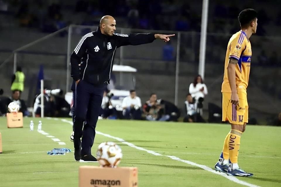 Guido Pizarro atinó con sus ajustes, luego de que el rival se fue con todo al frente.
