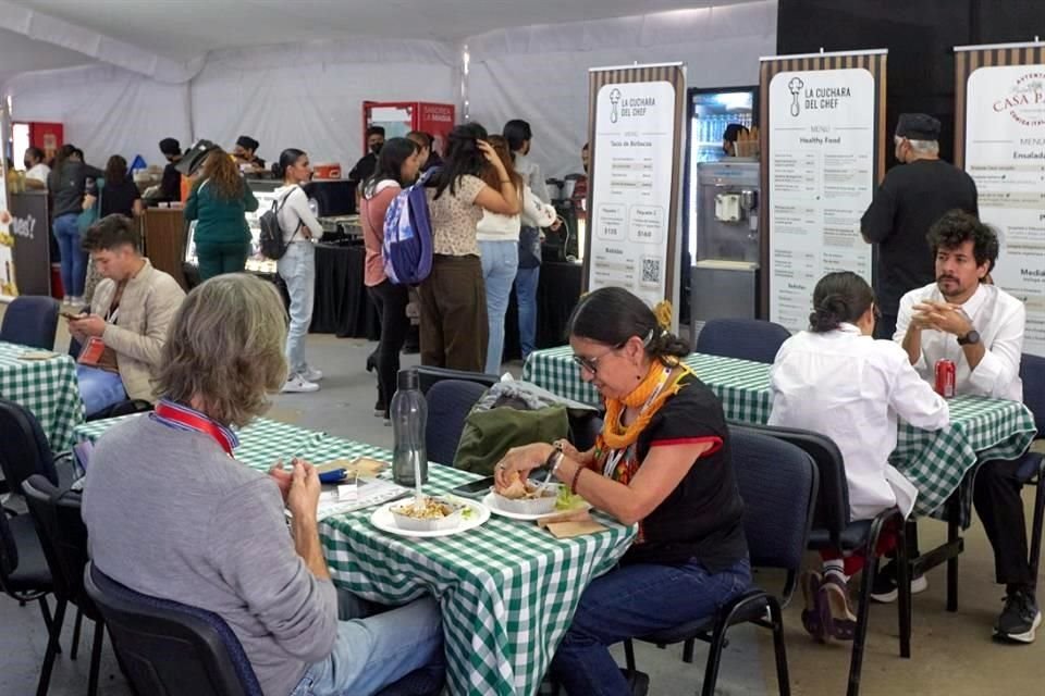 En el área internacional existen varias ofertas casuales para lidiar con el apetito entre eventos.
