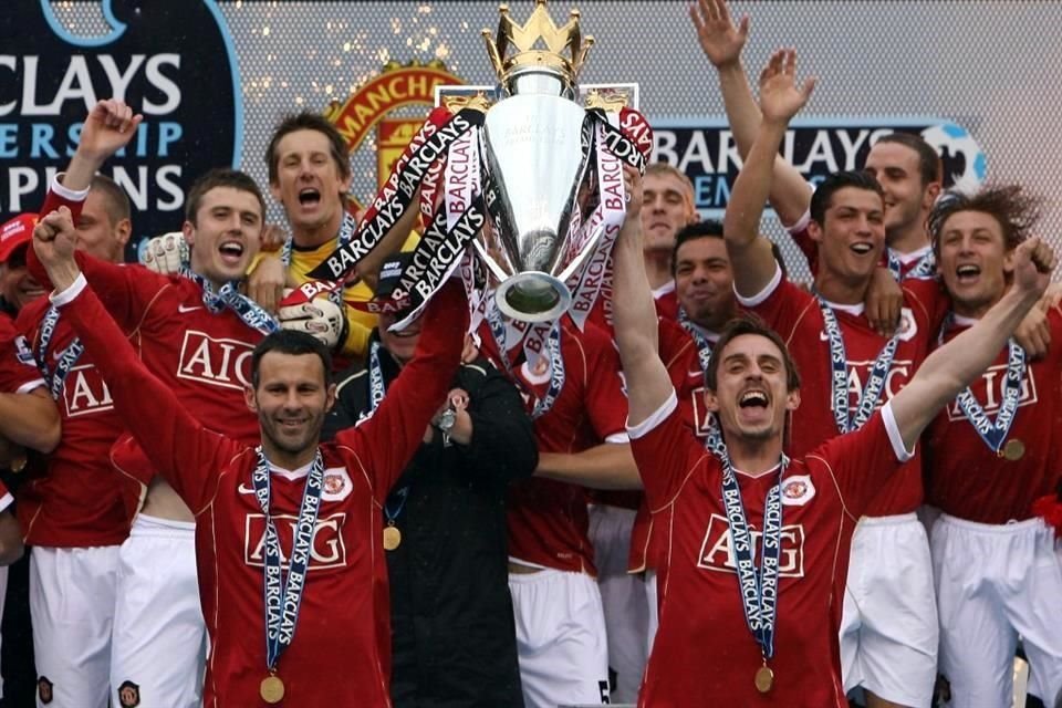 Neville integró aquel Manchester United ganador de la década de los 90 y la primera década del 2000.