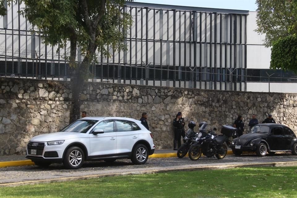El vehículo fue localizado en Calzada Central y Calzada e Los Paraísos en la Colonia Ciudad Granja, Zapopan.