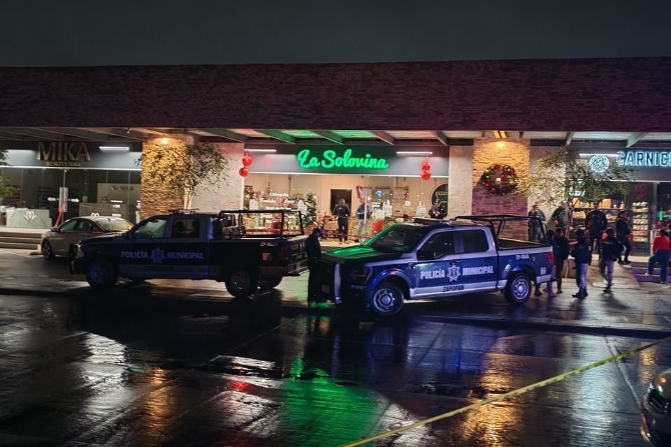 Un hombre fue asesinado a balazos en el restaurante La Solovina en el Fraccionamiento Solares, Zapopan.