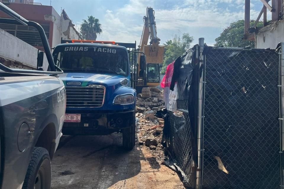 Arcos Vallarta mahallesindeki 180 Francisco Javier Gamboa Caddesi'ndeki mülkün düzensiz yıkımının görünümü.