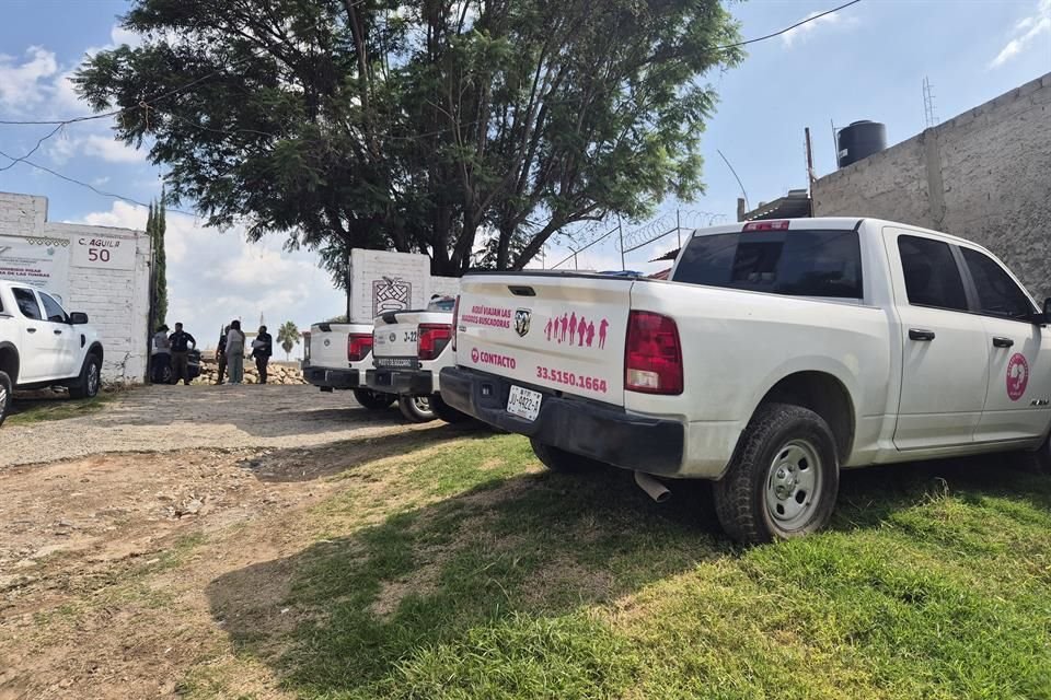Fiscalía de Jalisco informó que inició labores en el panteón municipal de San Sebastianito, tras reporte de una presunta fosa clandestina.