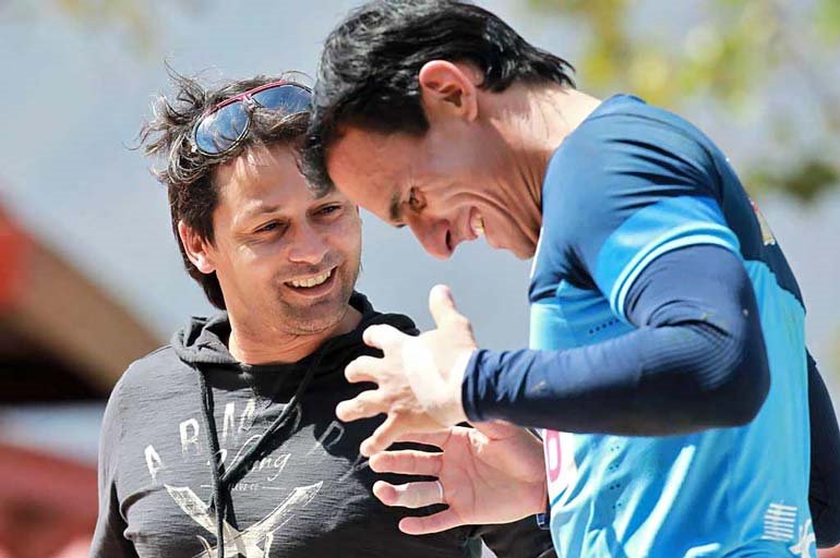 El ex rayado Argemiro Veiga, visitó esta mañana El Barrial, donde saludó a algunos ex compañeros que tuvo en el conjunto albiazul en su época como jugador.
