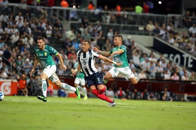 Observa las acciones del duelo Rayados-León