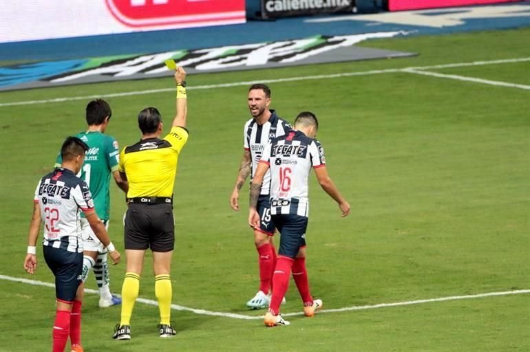 Repasa más de las acciones en el BBVA en el Rayados-León.