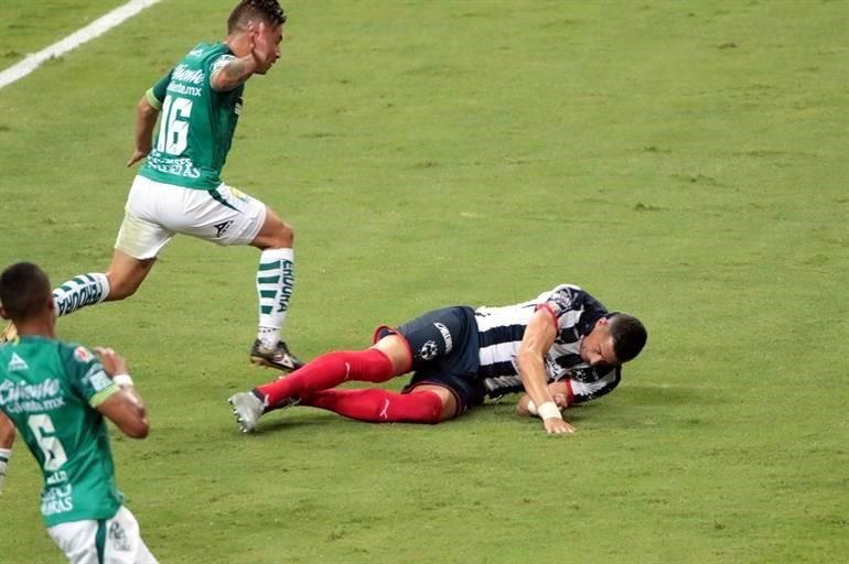 Repasa más de las acciones en el BBVA en el Rayados-León.
