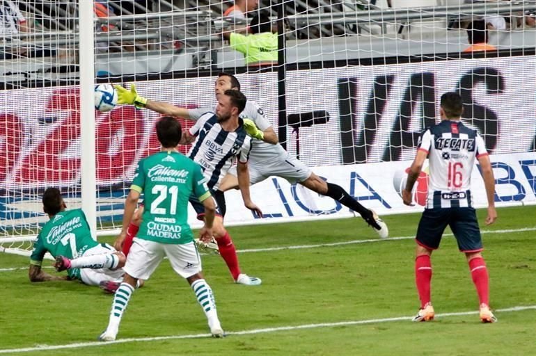 Repasa más de las acciones en el BBVA en el Rayados-León.