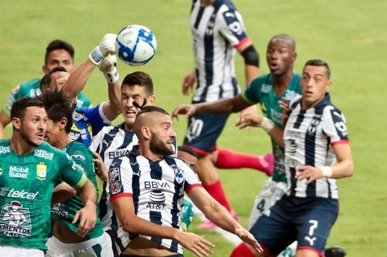 Imágenes del segundo tiempo en el triunfo de Rayados 3-2 sobre León.