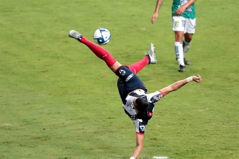 Imágenes del segundo tiempo en el triunfo de Rayados 3-2 sobre León.