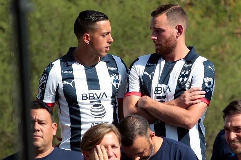 Las mejores imágenes de la toma de foto oficial de los Rayados y las Rayadas.