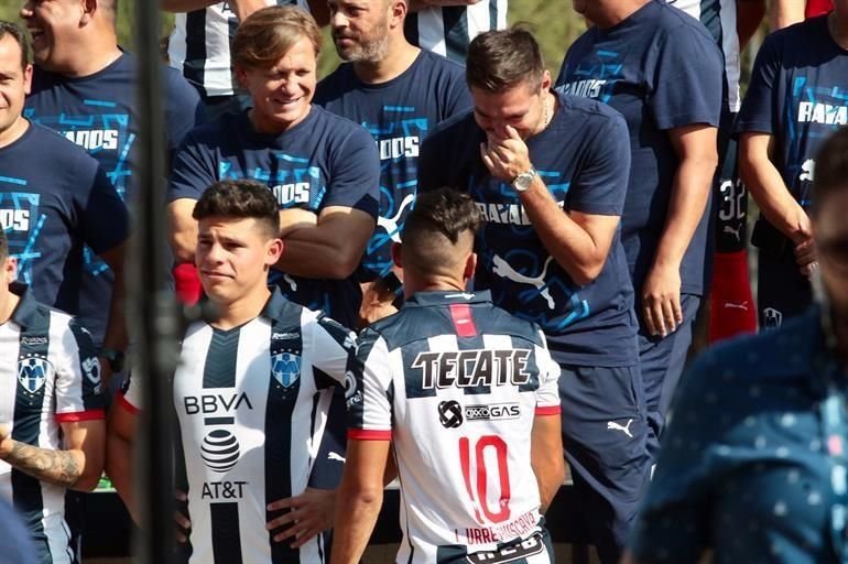 Las mejores imágenes de la toma de foto oficial de los Rayados y las Rayadas.