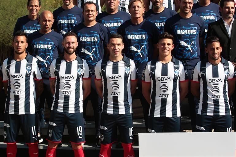 Las mejores imágenes de la toma de foto oficial de los Rayados y las Rayadas.