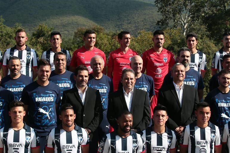 Las mejores imágenes de la toma de foto oficial de los Rayados y las Rayadas.