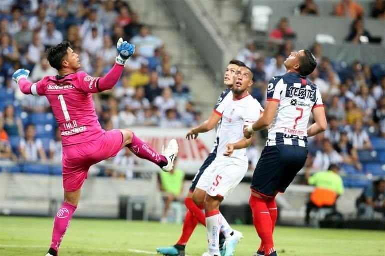 Más de las imágenes del duelo Rayados-Toluca.