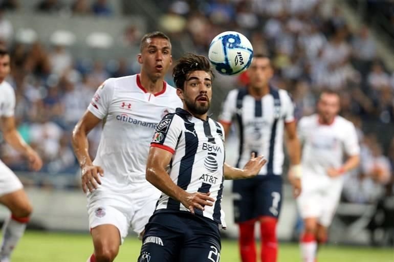 Más de las imágenes del duelo Rayados-Toluca.