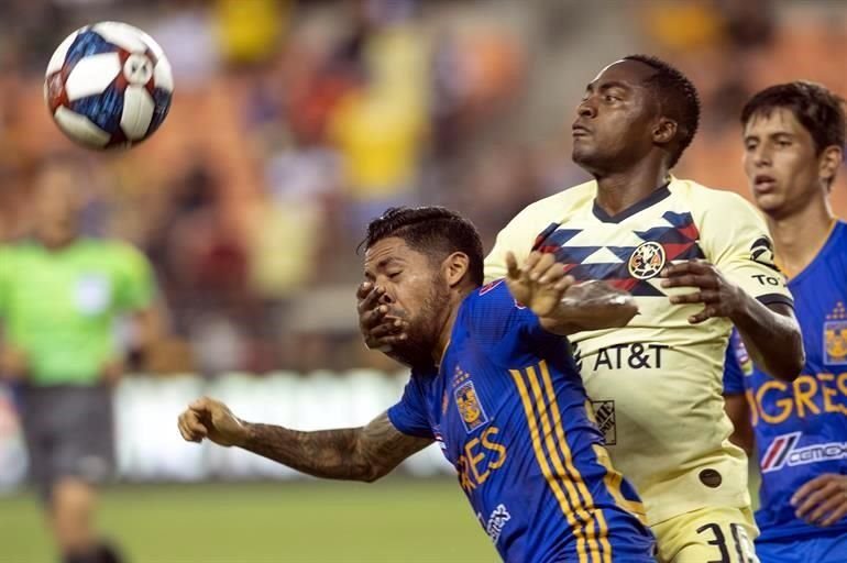 El duelo fue parejo, con llegadas en ambos arcos, aunque más certero el América.