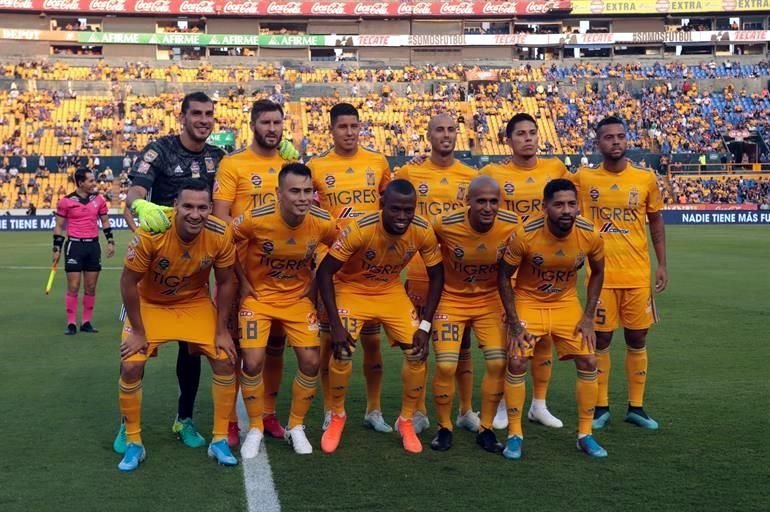 Con este 11 saltaron a la cancha los felinos.
