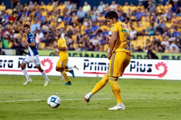 Los Tigres siguen sin levantar en el torneo y pasaron de la 'empatitis' a la derrota, al caer en casa 1-0 ante Puebla, justo antes del Clásico Regio.