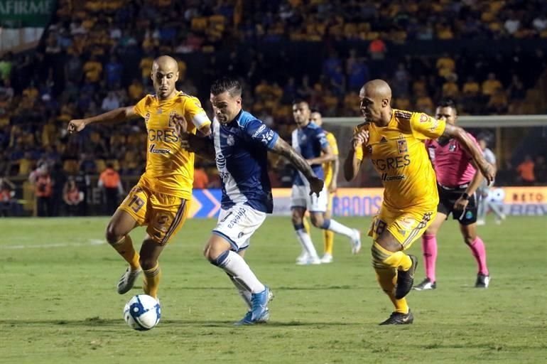 Los Tigres siguen sin levantar en el torneo y pasaron de la 'empatitis' a la derrota, al caer en casa 1-0 ante Puebla, justo antes del Clásico Regio.
