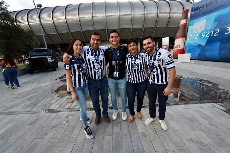 Así se vivió el ambiente previo a la edición 123 del Clásico Regio.
