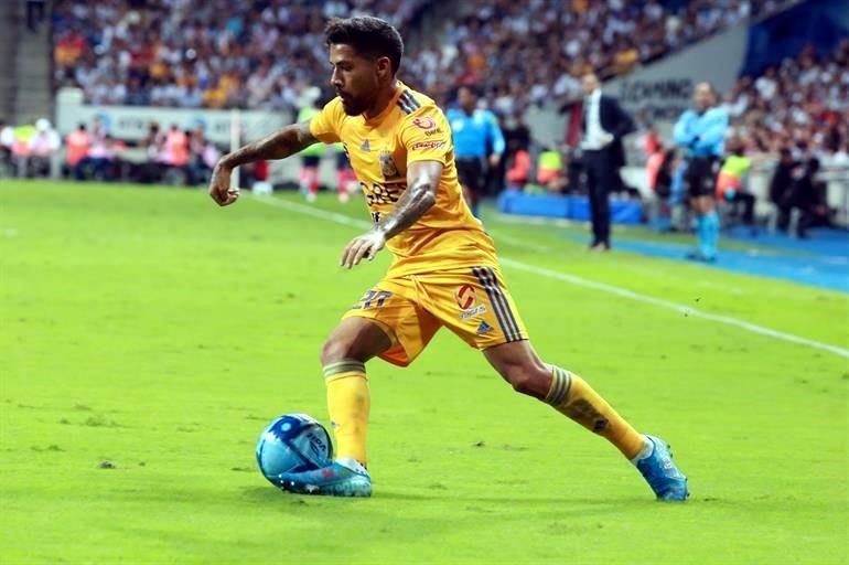 Más de las imágenes del CLásico Regio Rayados vs. Tigres.