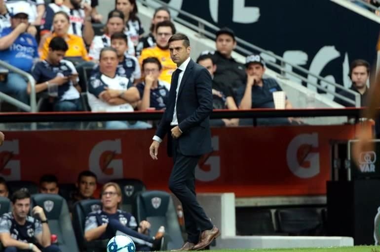 Más de las imágenes del CLásico Regio Rayados vs. Tigres.
