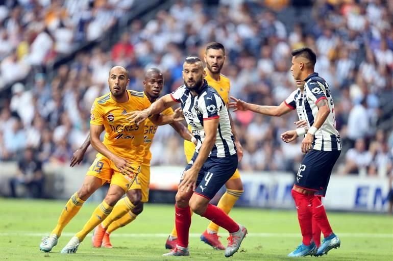 Más de las imágenes del CLásico Regio Rayados vs. Tigres.