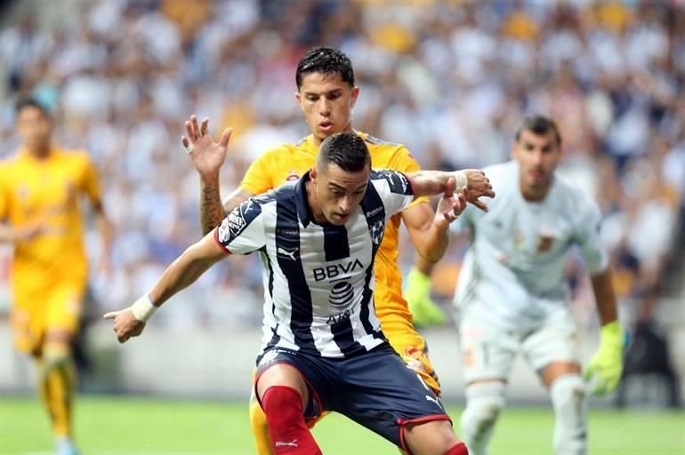 Más de las imágenes del triunfo de Tigres 2-0 sobre los Rayados.