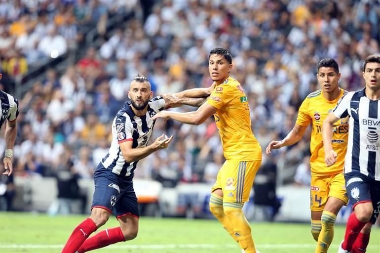 Más de las imágenes del triunfo de Tigres 2-0 sobre los Rayados.