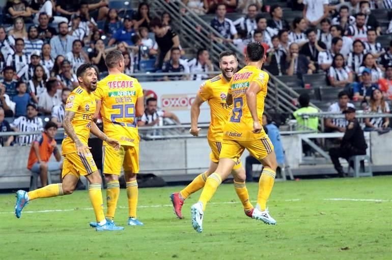 Más de las imágenes del triunfo de Tigres 2-0 sobre los Rayados.
