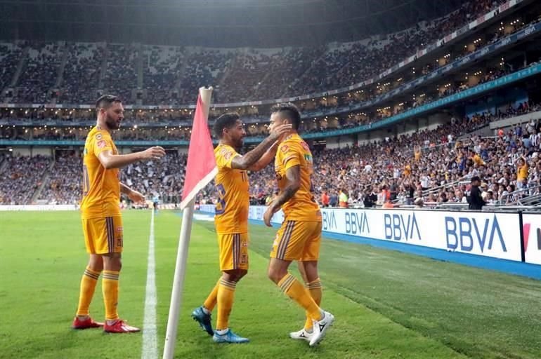 Más de las imágenes del triunfo de Tigres 2-0 sobre los Rayados.