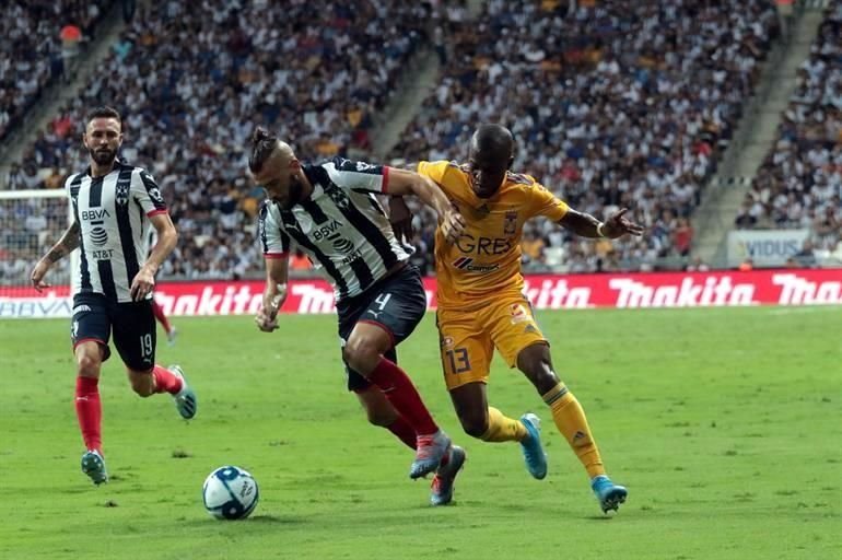 Más de las imágenes del triunfo de Tigres 2-0 sobre los Rayados.