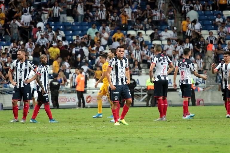 Más de las imágenes del triunfo de Tigres 2-0 sobre los Rayados.