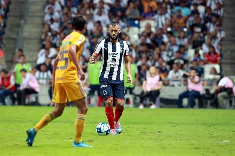 Más de las imágenes del triunfo de Tigres 2-0 sobre los Rayados.