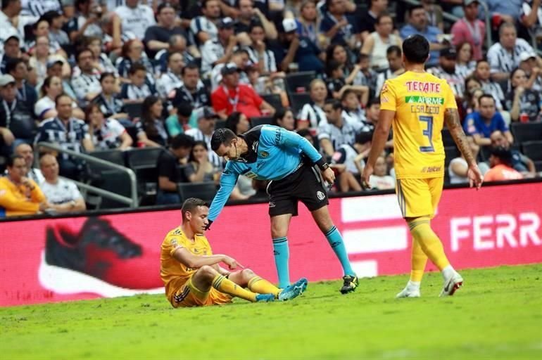 Más de las imágenes del triunfo de Tigres 2-0 sobre los Rayados.